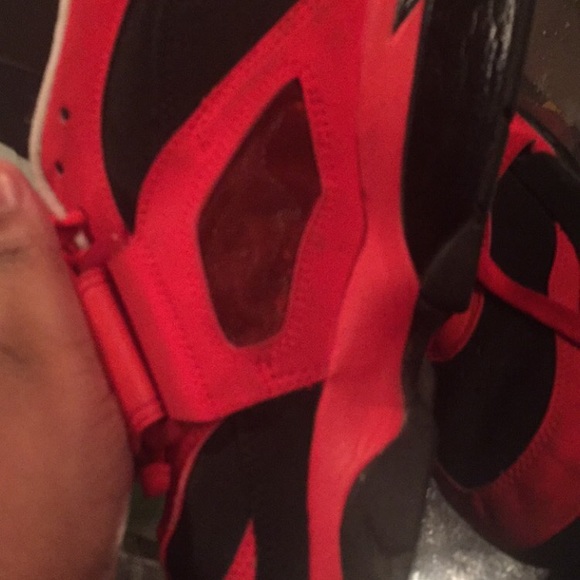 Nike shoes - Picture 2 of 3